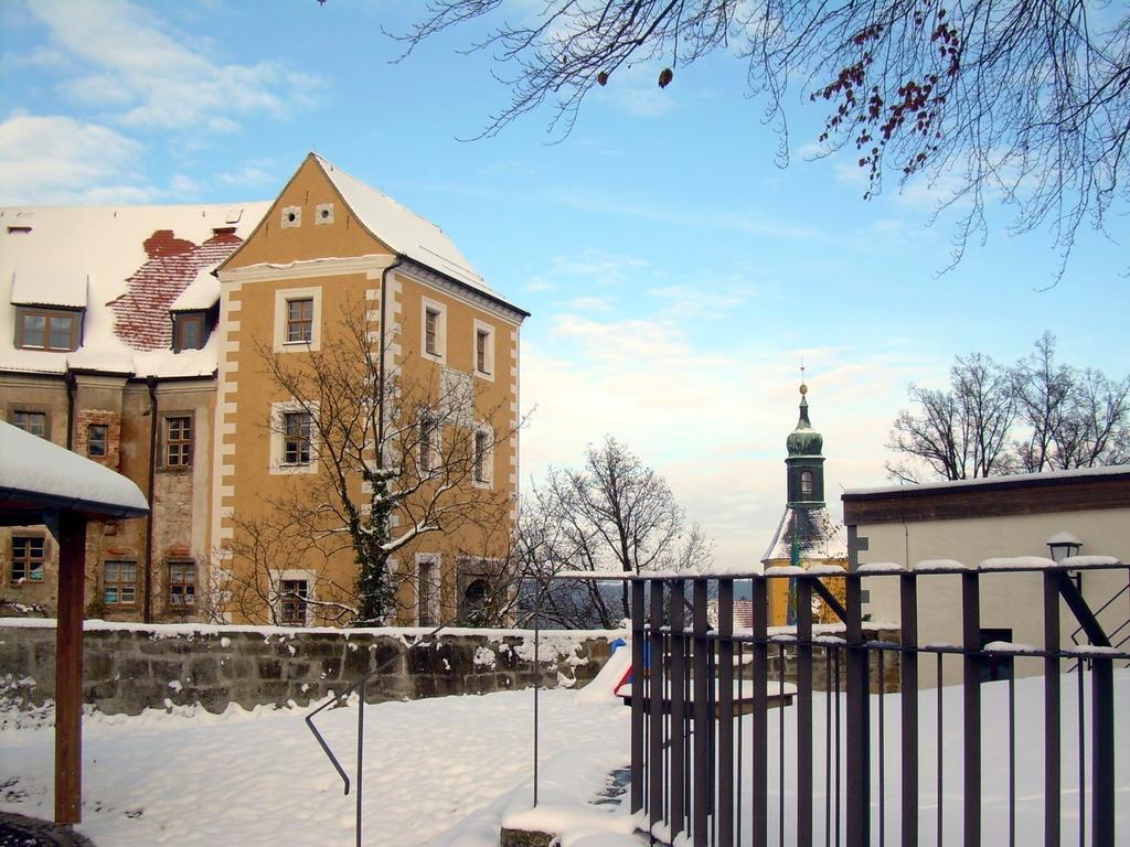 Хостел Herberge Burg Хонштайн Экстерьер фото